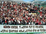 Navija=E8i FK Sarajeva s transparentom sa EFC stihovima
